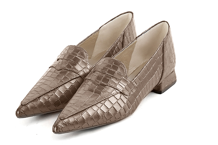 Bronze beige women's fashion loafers. Pointed toe. Flat flare heels. Front view - Florence KOOIJMAN
